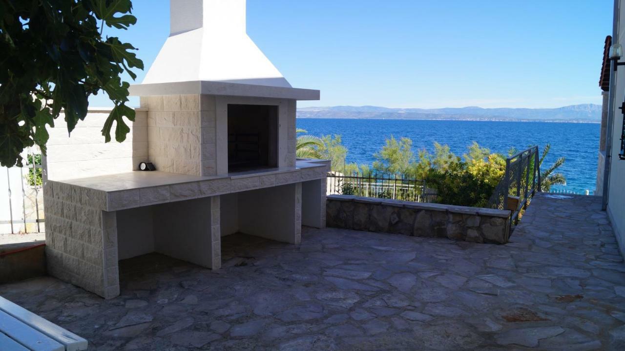 Schoenes Ferienhaus Direkt Am Meer ストモルスカ エクステリア 写真
