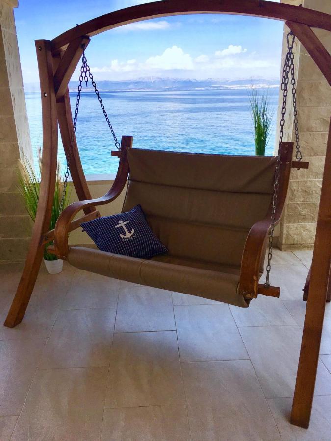 Schoenes Ferienhaus Direkt Am Meer ストモルスカ エクステリア 写真